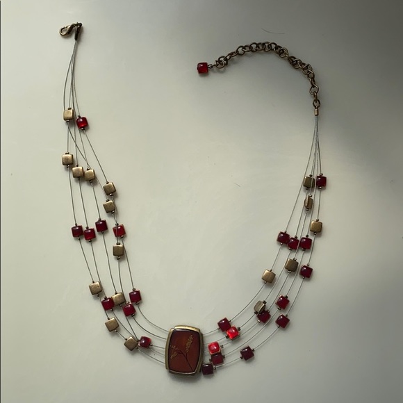 Beautiful Chicos wire necklace in Red and Gold - Picture 2 of 2
